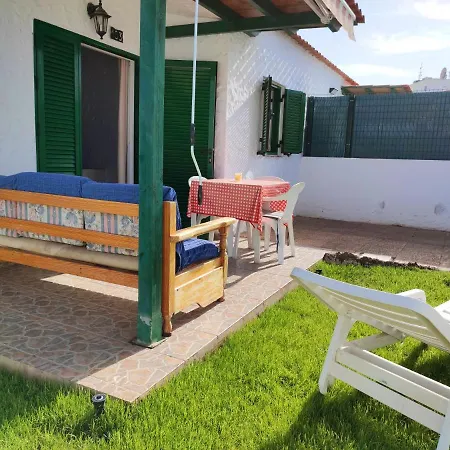 Bungalow Next To Yumbo Center *